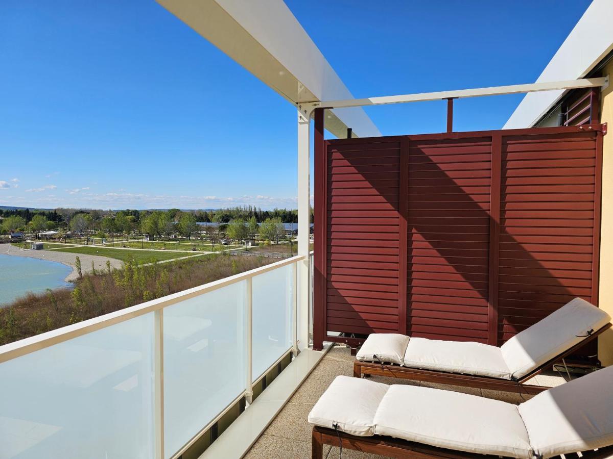 Lakeside Provence - Appartement 4 Etoiles Face Au Lac De Монто Екстериор снимка