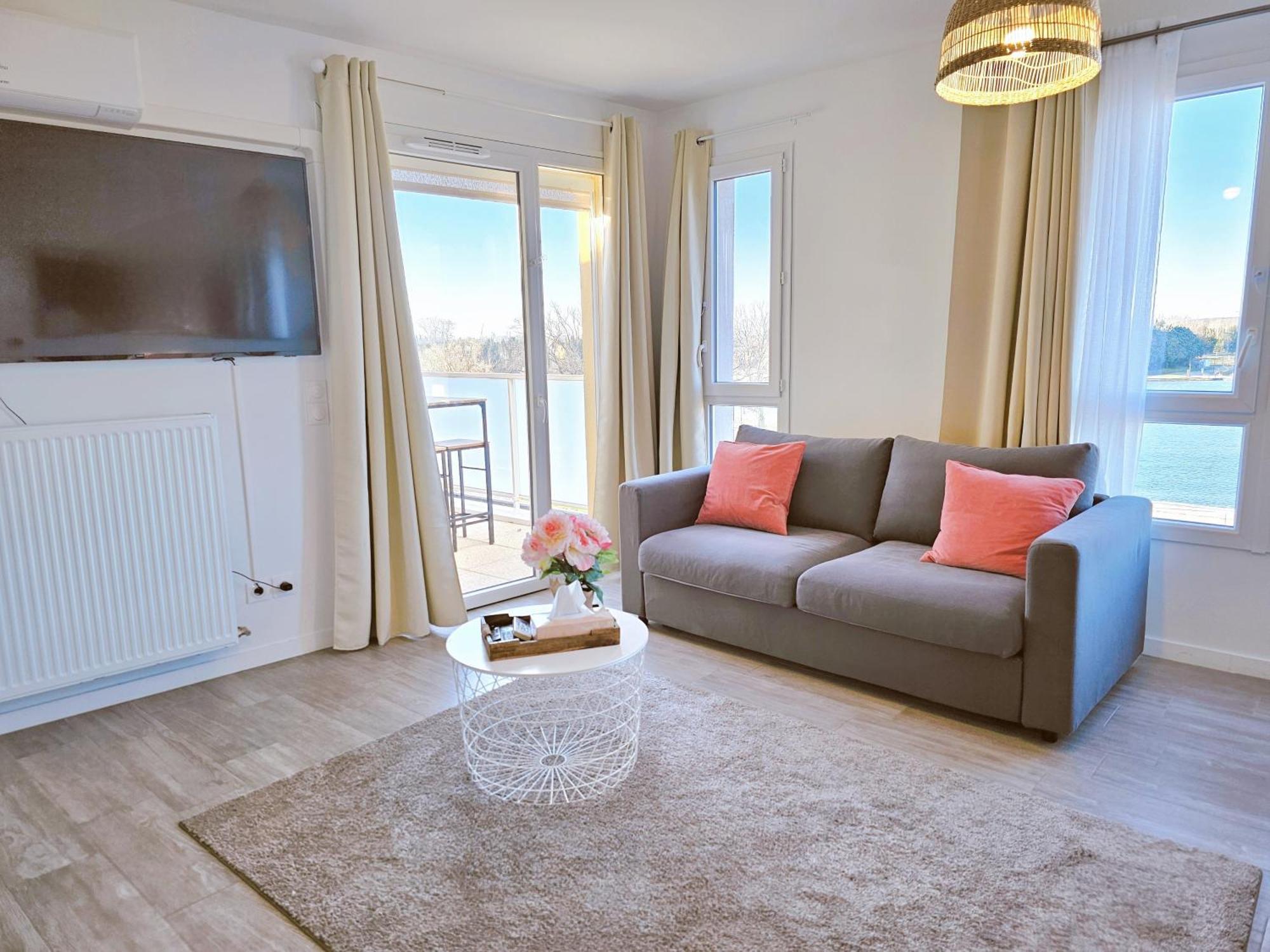 Lakeside Provence - Appartement 4 Etoiles Face Au Lac De Монто Екстериор снимка
